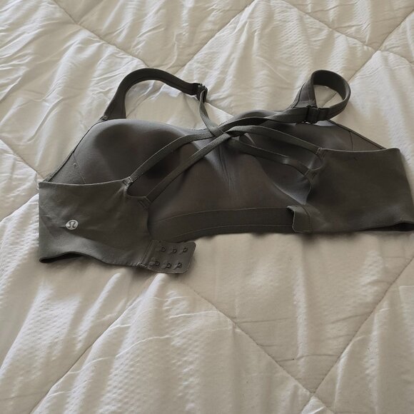 Lululemon Adapt and Align Bra *Light Support Size 34E - Picture 2 of 3